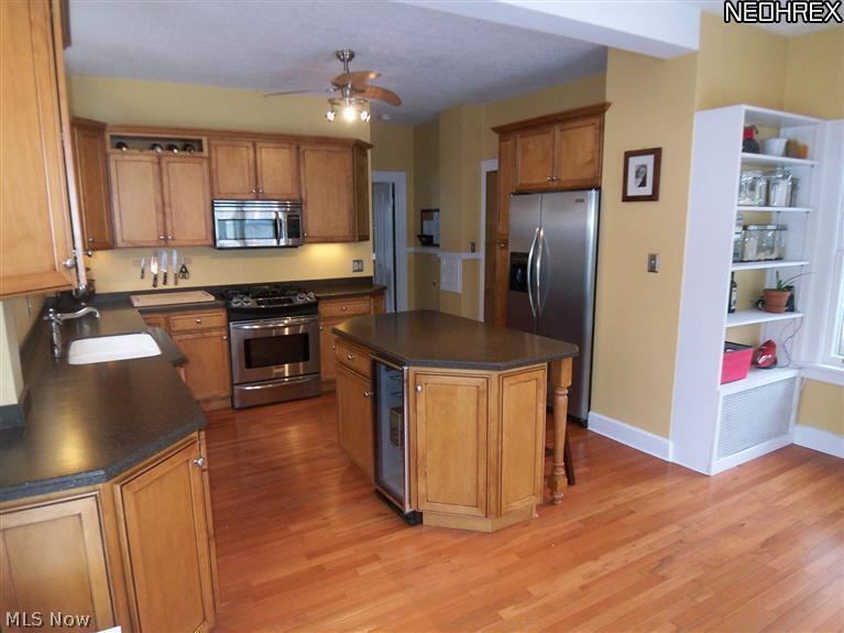2211 Kerrwood Road Cleveland, OH 44118 - Photo 9 of 25 Gallery Image 9
