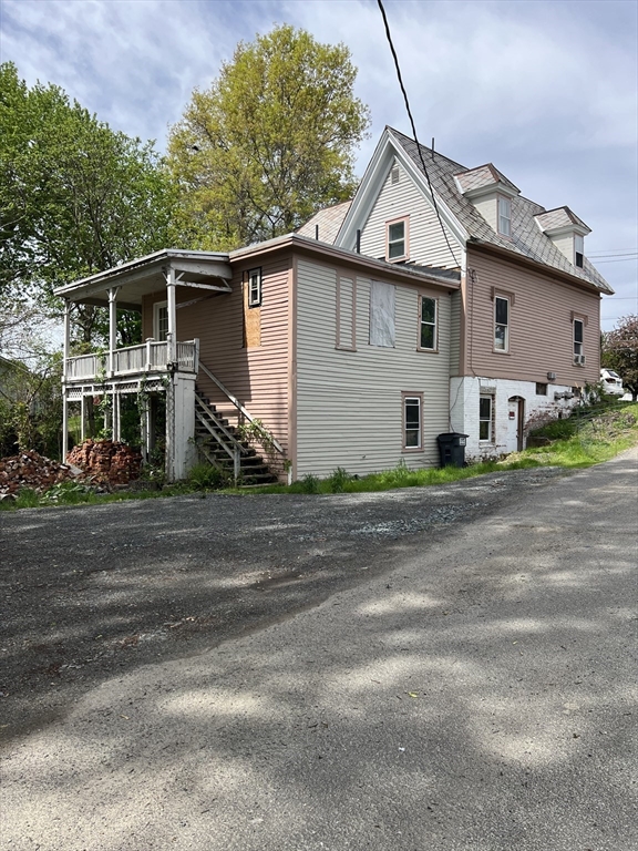 351 Bridge Street Northampton, MA 01060 - Photo 7 of 29
