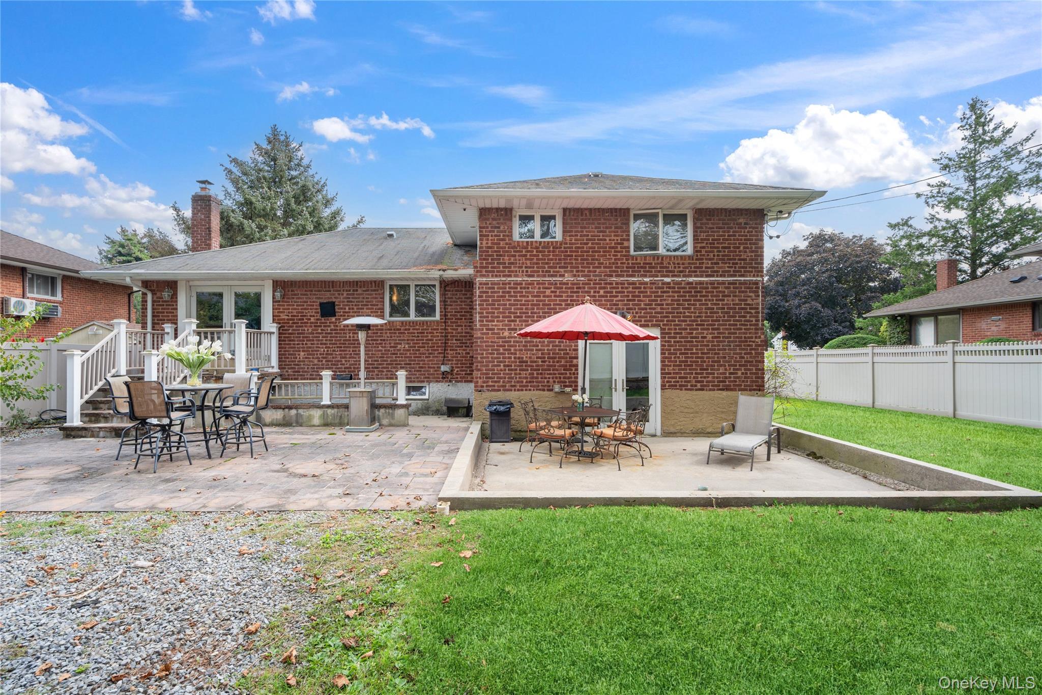 8 Westminster Road Syosset, NY 11791 - Photo 13 of 17 Nice flat private backyard