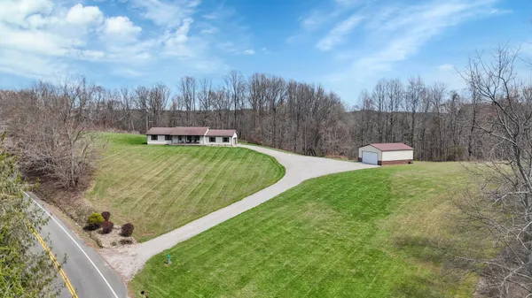 $467,500 | 9100 Highway 664, Logan, OH 43138