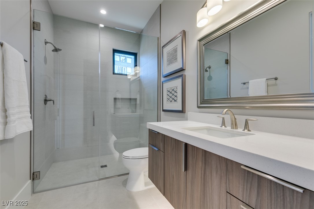 40 Reflection Shores Lane Henderson, NV 89011 - Photo 28 of 48