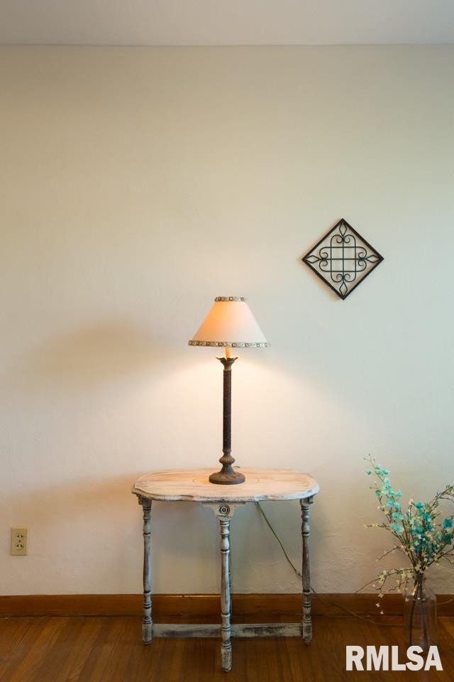 1515 East Resthaven Road Peoria, IL 61615 - Photo 14 of 31 Gallery Image 14