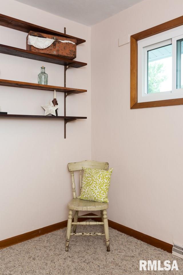 1515 East Resthaven Road Peoria, IL 61615 - Photo 21 of 31 Gallery Image 21