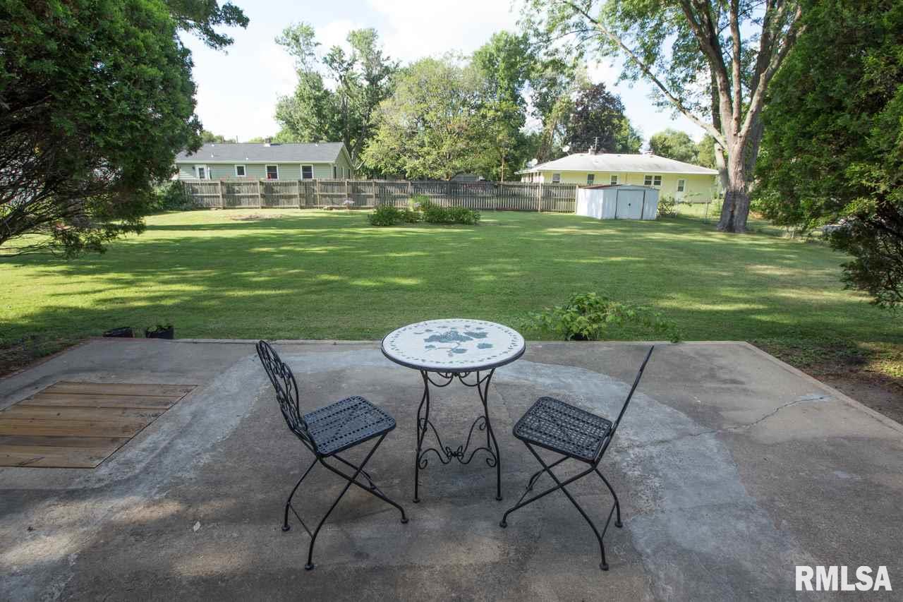1515 East Resthaven Road Peoria, IL 61615 - Photo 26 of 31 Gallery Image 26