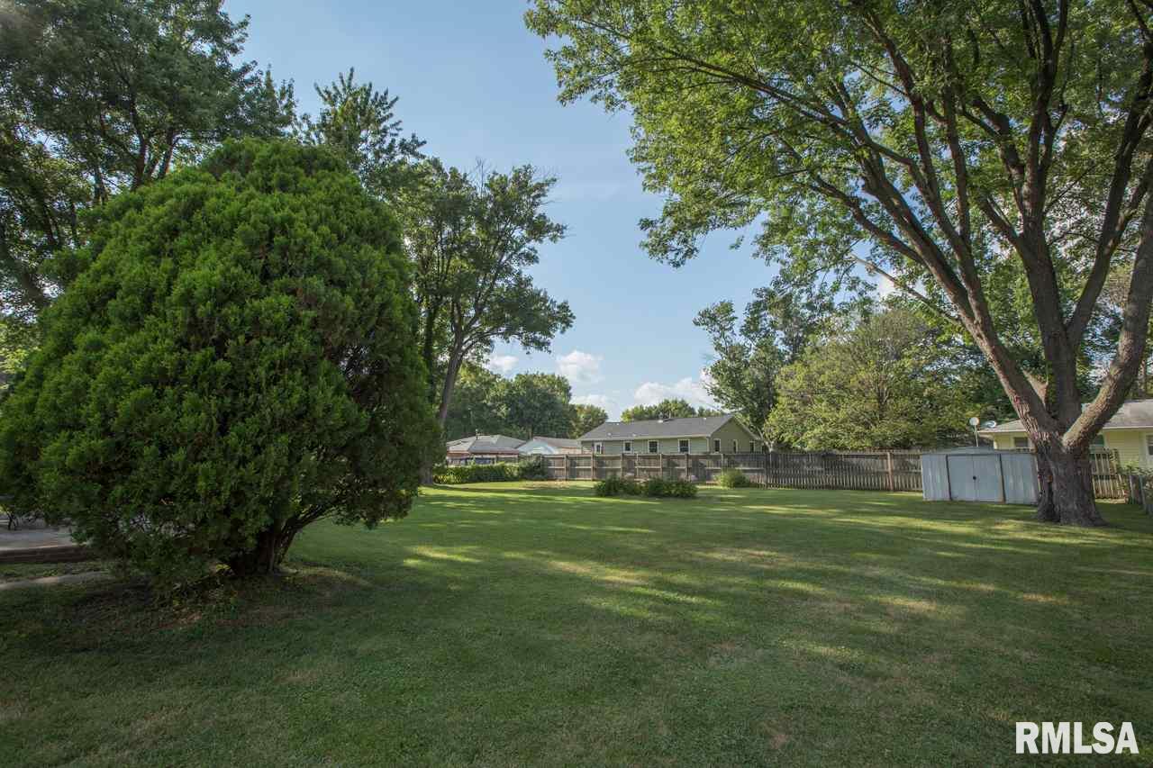 1515 East Resthaven Road Peoria, IL 61615 - Photo 29 of 31 Gallery Image 29