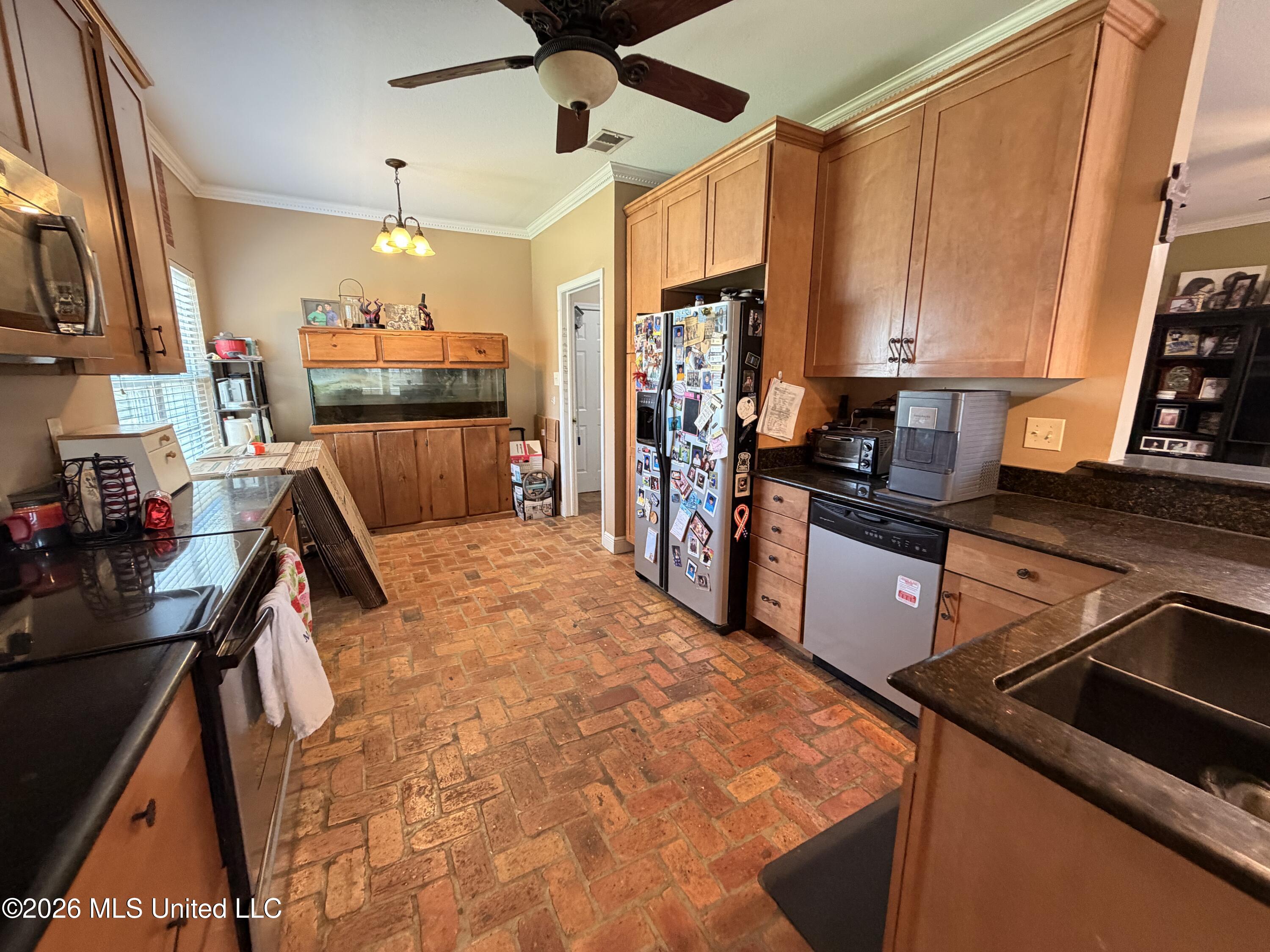 6700 Rue Mornay South Biloxi, MS 39532 - Photo 13 of 30 IMG_0065