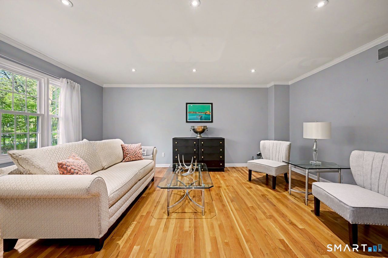 34 Beardsley Road New Milford, CT 06776 - Photo 15 of 40