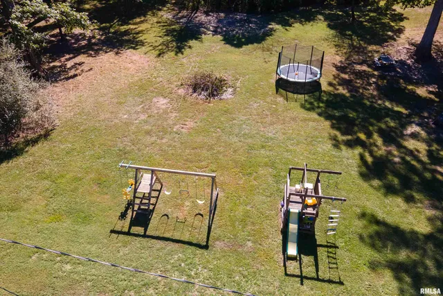 $164,500 | 403 East South Avenue, Bluford, IL 62814