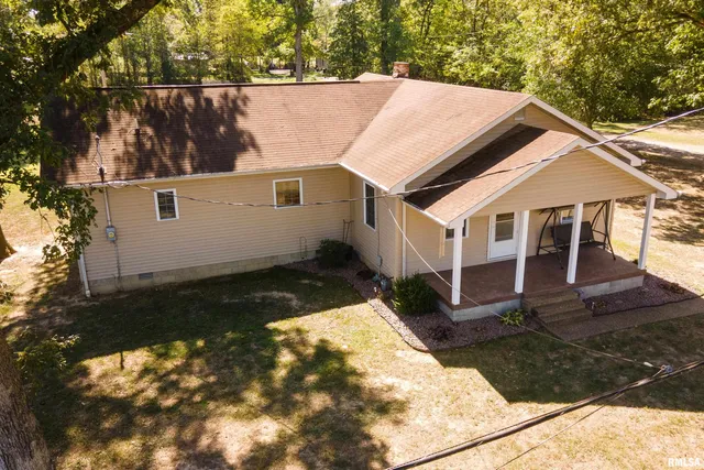 $164,500 | 403 East South Avenue, Bluford, IL 62814