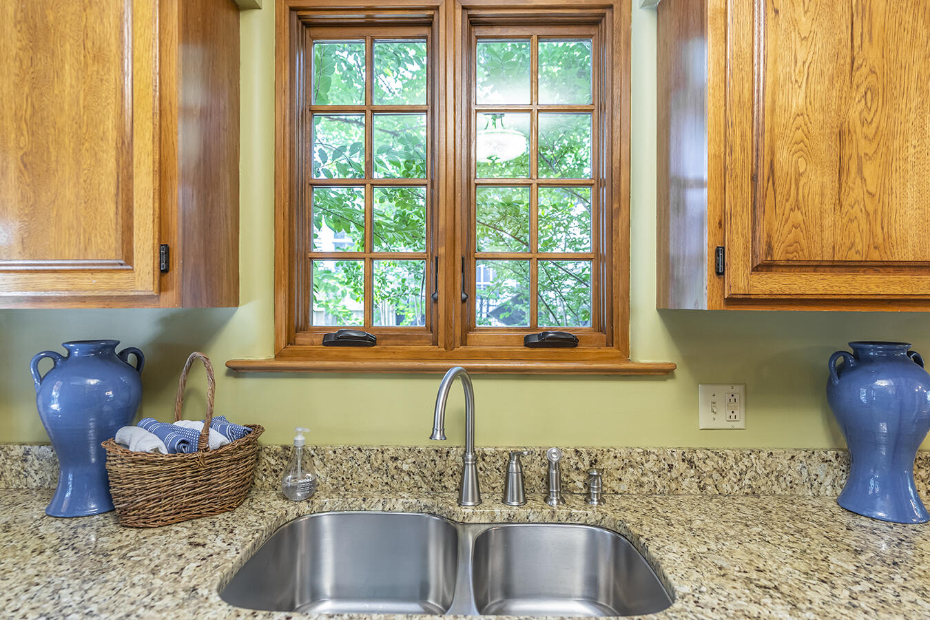 1405 Tates Creek Road Lexington, KY 40502 - Photo 18 of 53 1405tatescreek14 copy