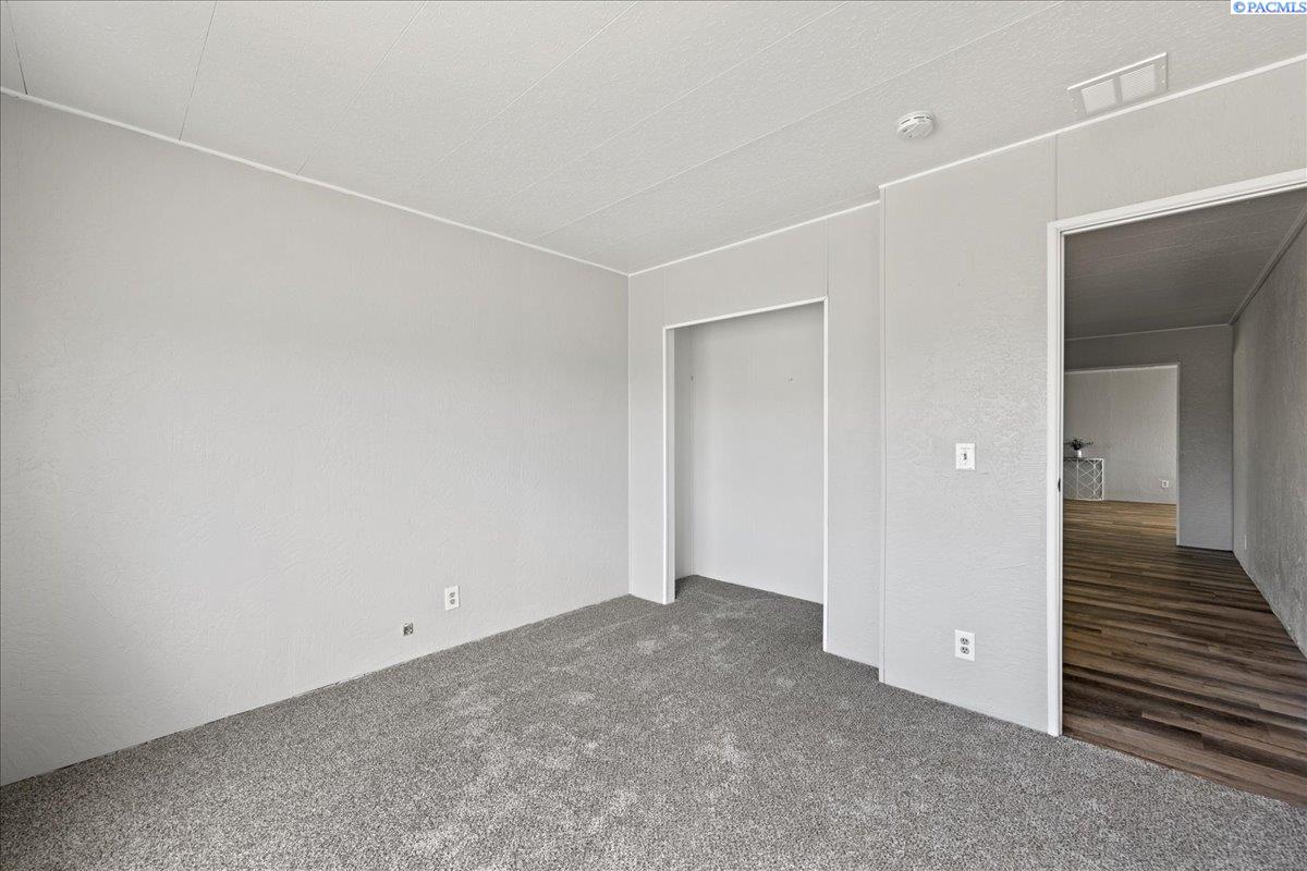 23407 South Ruff Prairie Southeast Kennewick, WA 99337 - Photo 30 of 39 Gallery Image 30