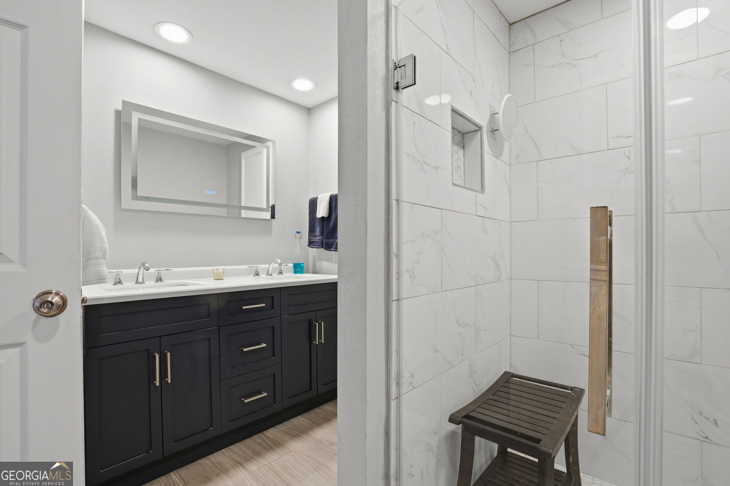 3777 Peachtree Road Northeast Brookhaven, GA 30319 - Photo 15 of 26 Double Vanity, LED Mirror