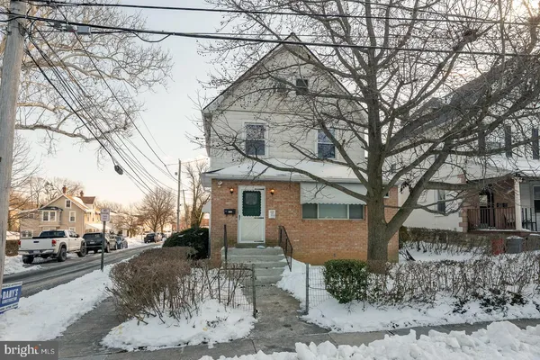 $380,000 | 206 East Hinckley Avenue, Ridley Park, PA 19078