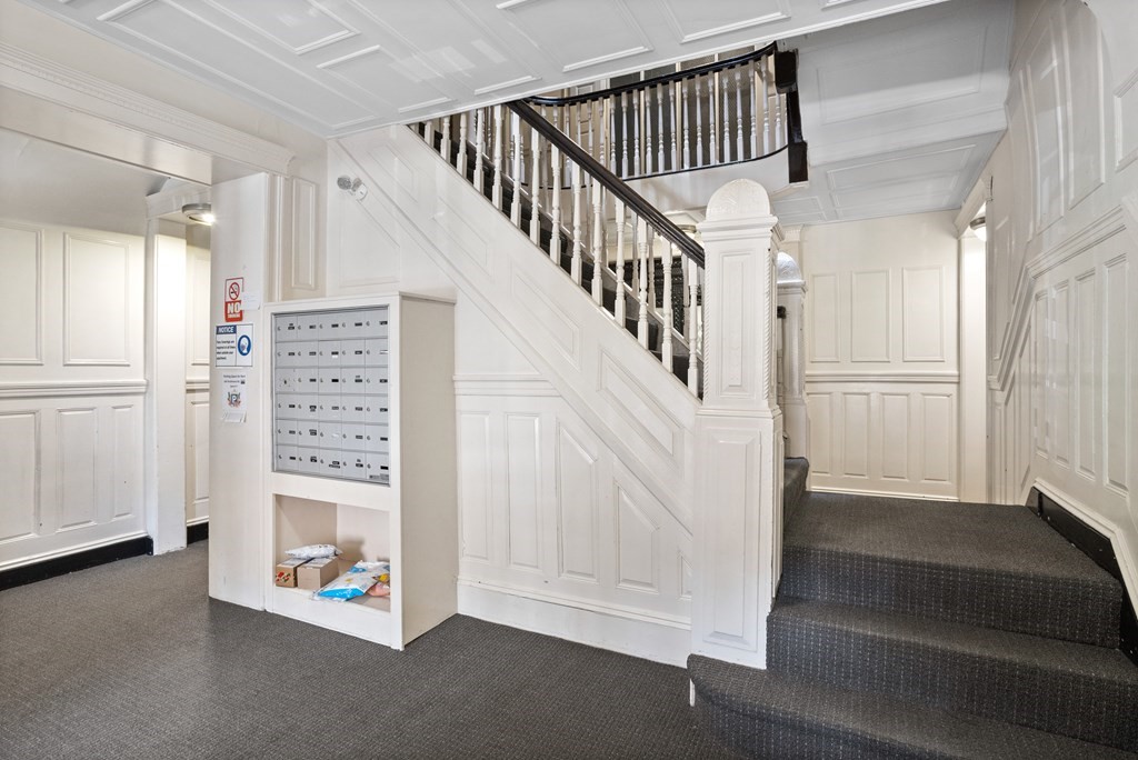 164 Strathmore Road, Unit 5 Boston, MA 02135 - Photo 3 of 27 Gallery Image 3