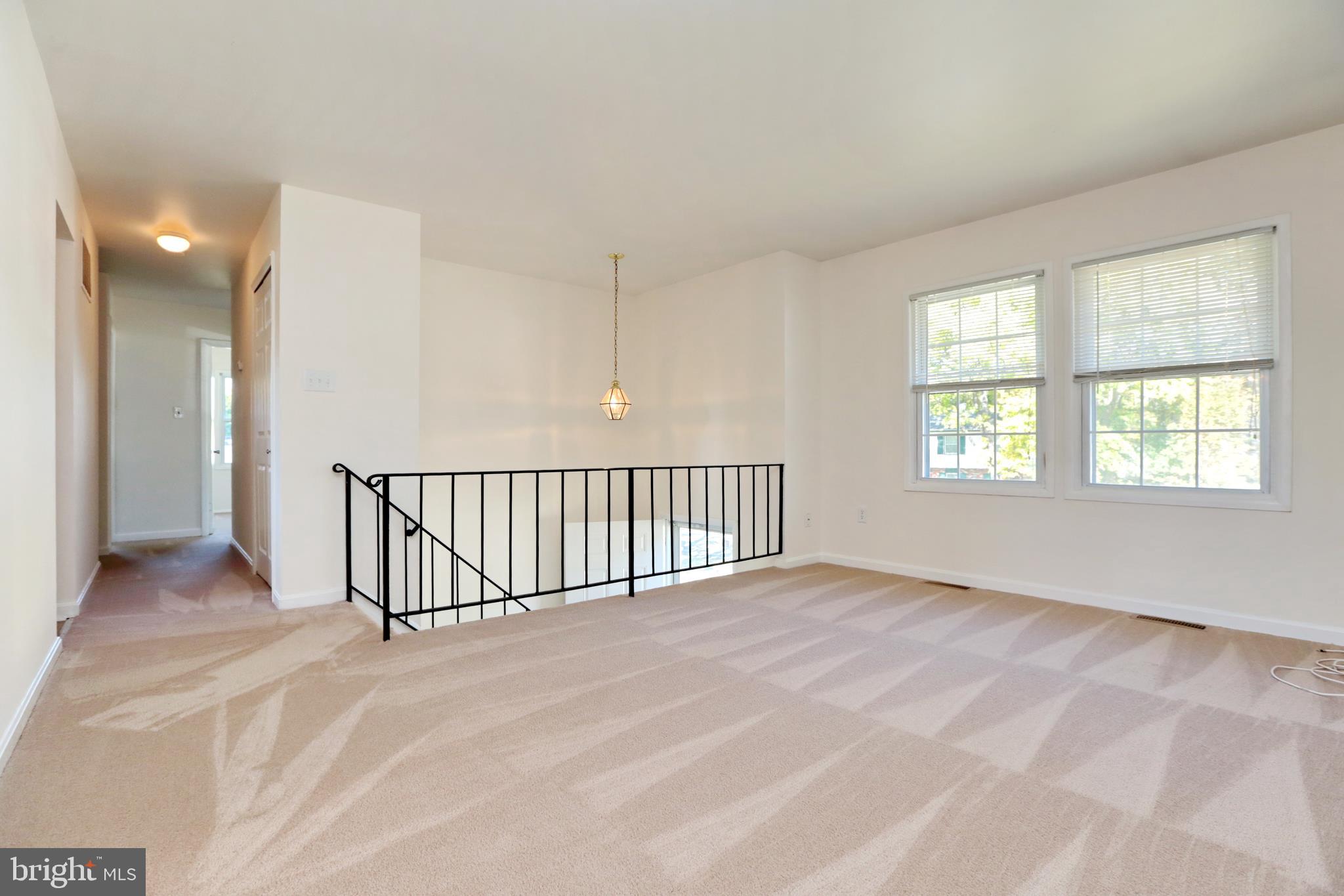 1213 Adams Road Waldorf, MD 20602 - Photo 3 of 18 Family room
