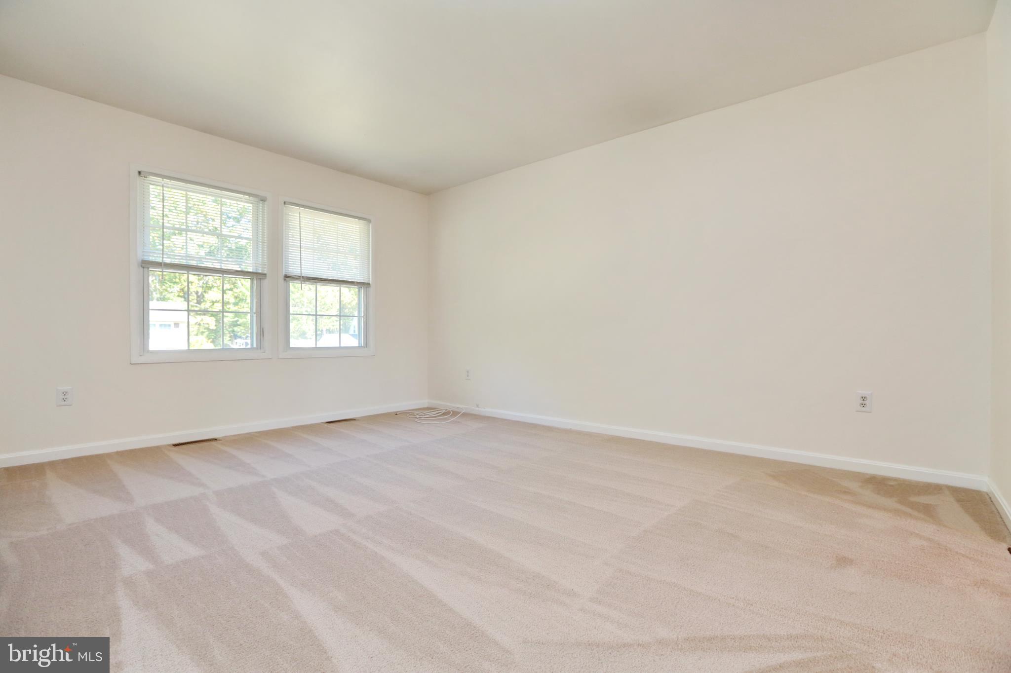 1213 Adams Road Waldorf, MD 20602 - Photo 4 of 18 Family room