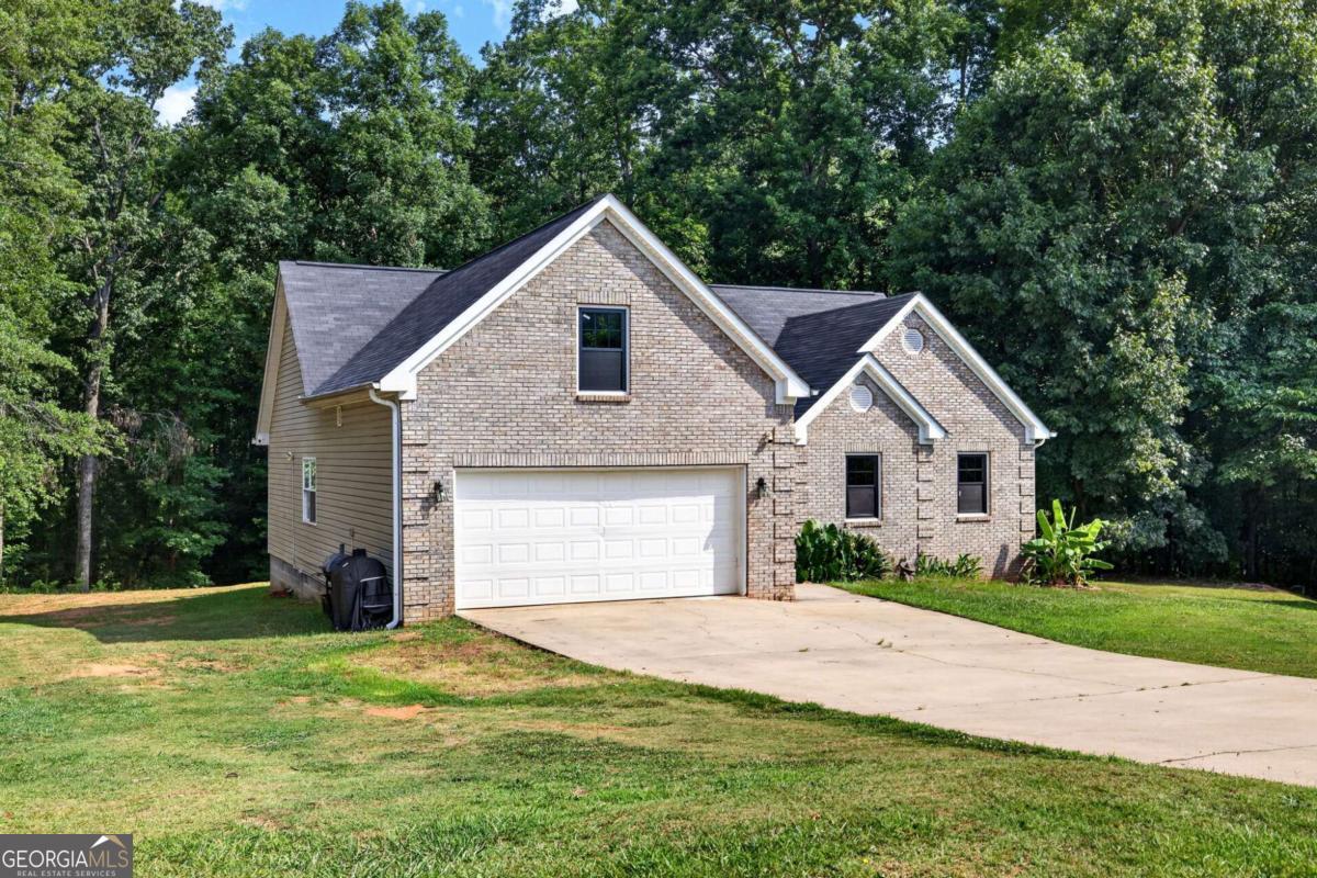 75 Pebble Lane Covington, GA 30016 - Photo 4 of 27