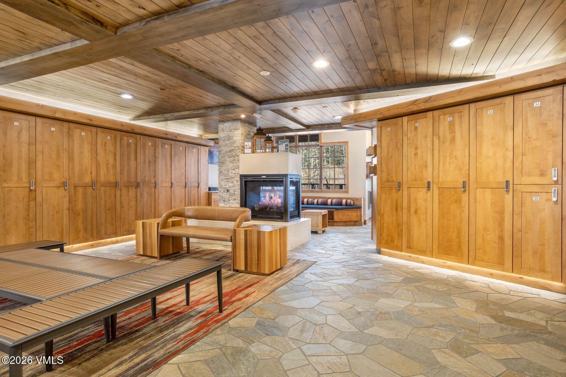 1166 Village Road, Unit B303 Beaver Creek, CO 81620 - Photo 25 of 31 photo_online_024