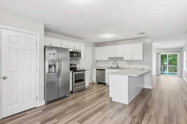 $425,000 | 510 Southfield Lane, Peterborough, NH 03458