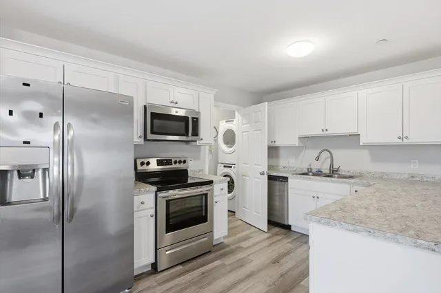 $425,000 | 510 Southfield Lane, Peterborough, NH 03458