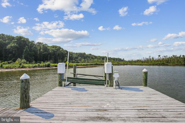 $3,700,000 | 7607 Southdown Road, Alexandria, VA 22308