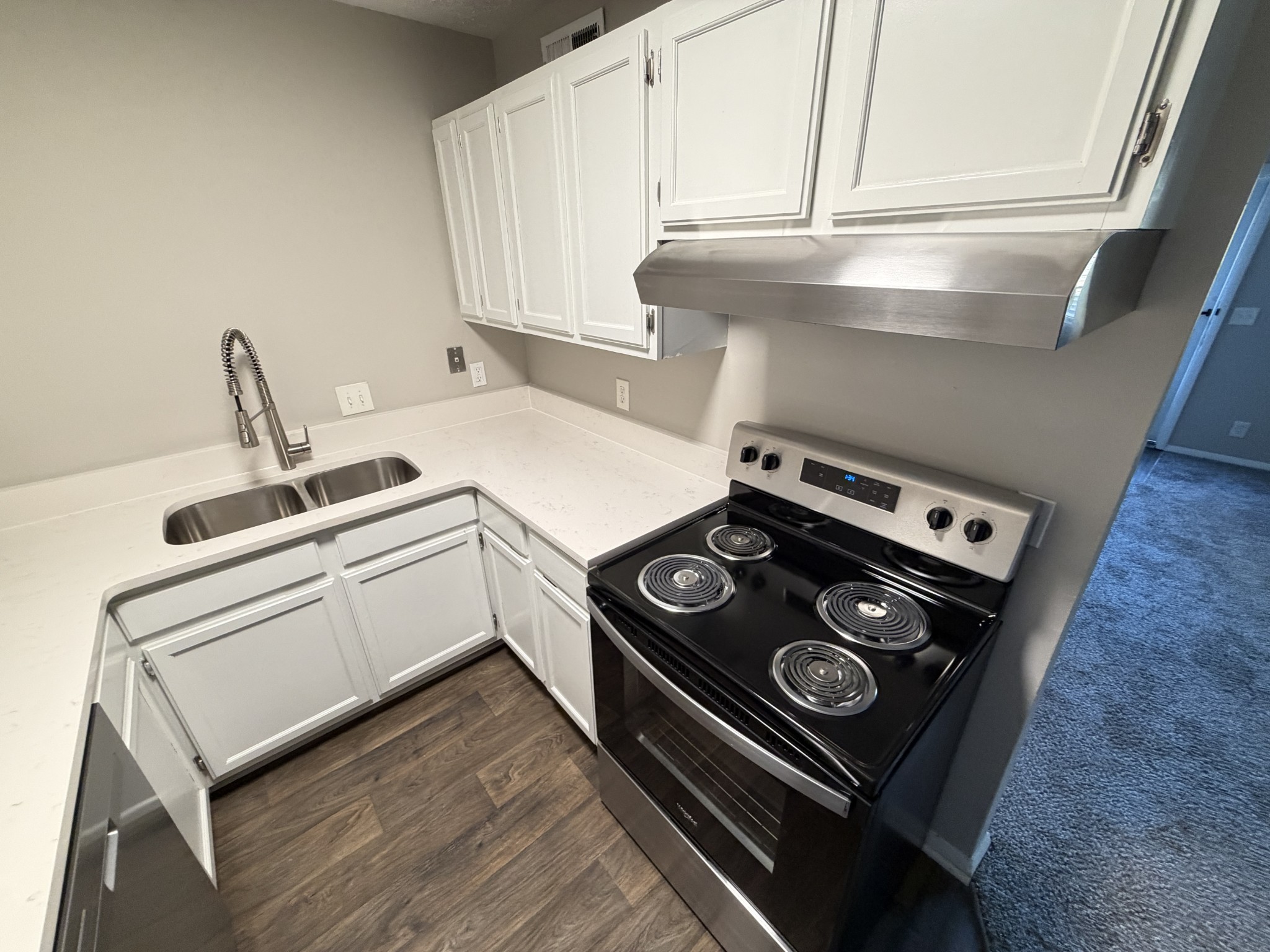 1325 Ardee Avenue, Unit B Nashville, TN 37216 - Photo 7 of 13 a utility room with dryer and washer