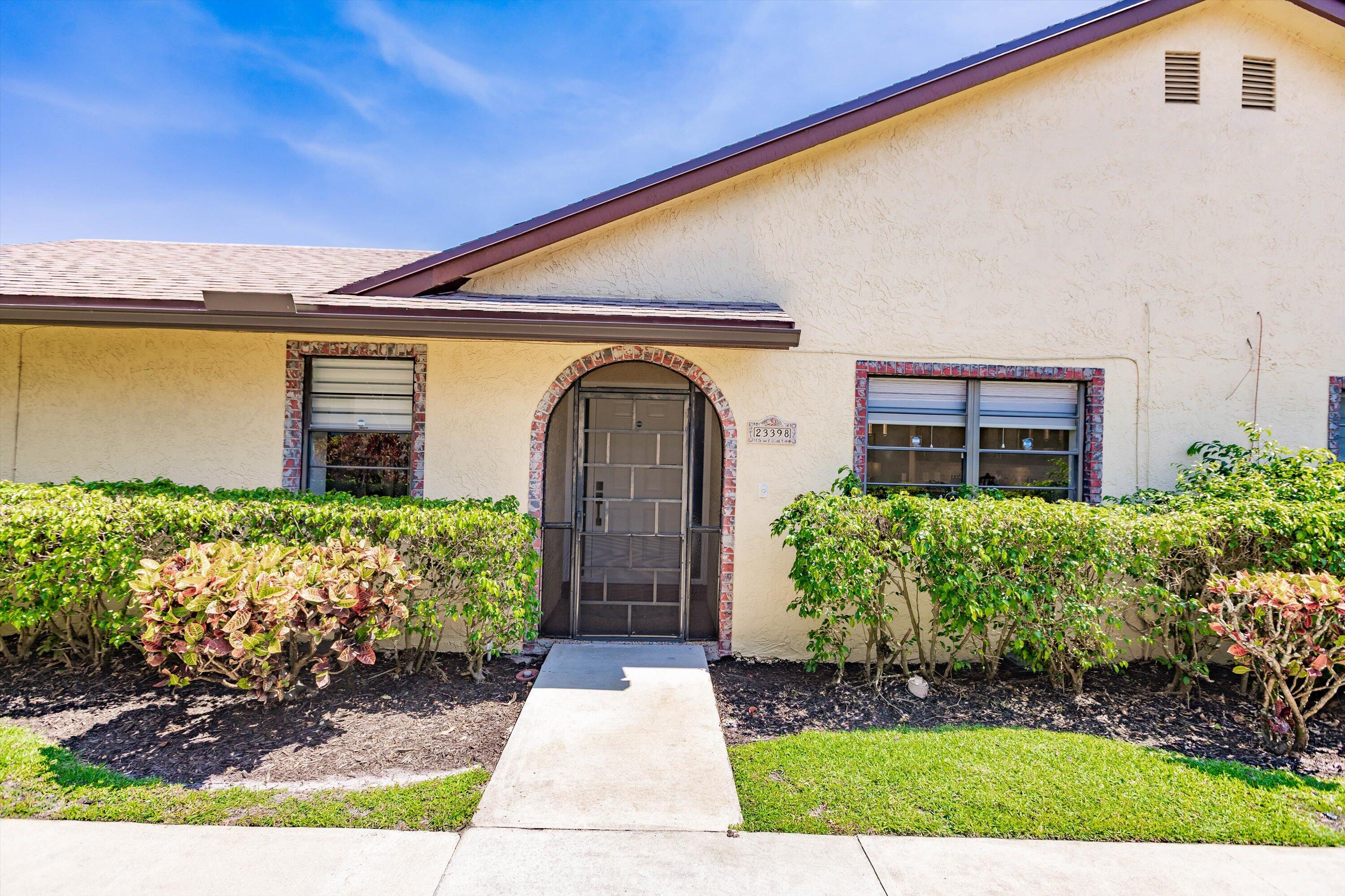 23398 Barlake Drive Boca Raton, FL 33433 - Photo 32 of 43 03-Photo 003