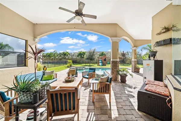 $889,982 | 906 Casa Dolce Casa Circle, Rockledge, FL 32955