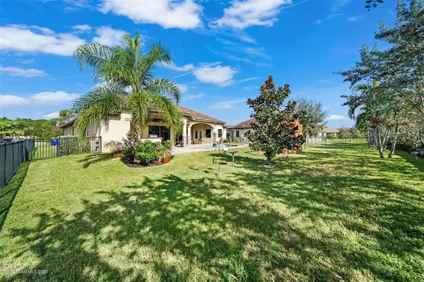 $889,982 | 906 Casa Dolce Casa Circle, Rockledge, FL 32955