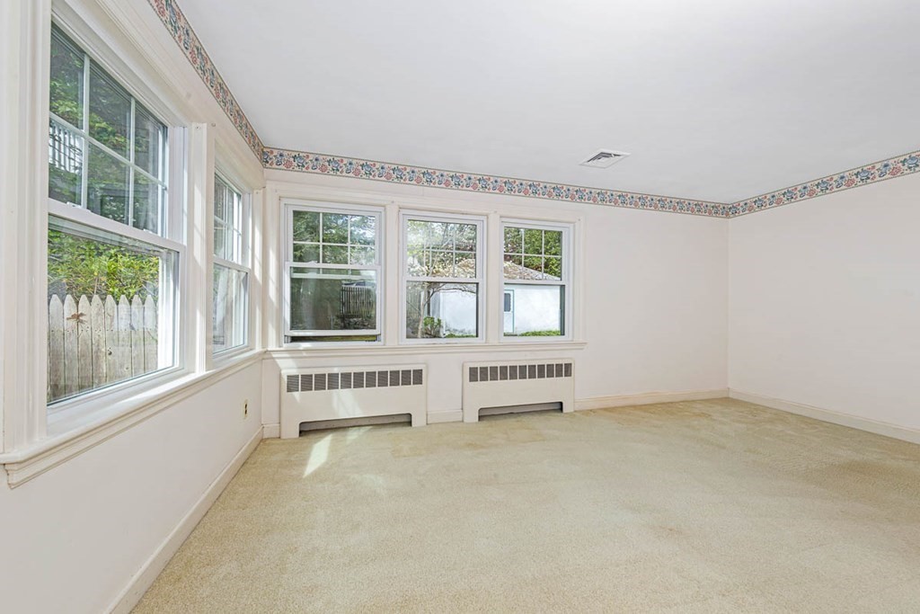 28 Maple Road Melrose, MA 02176 - Photo 16 of 26 Gallery Image 16