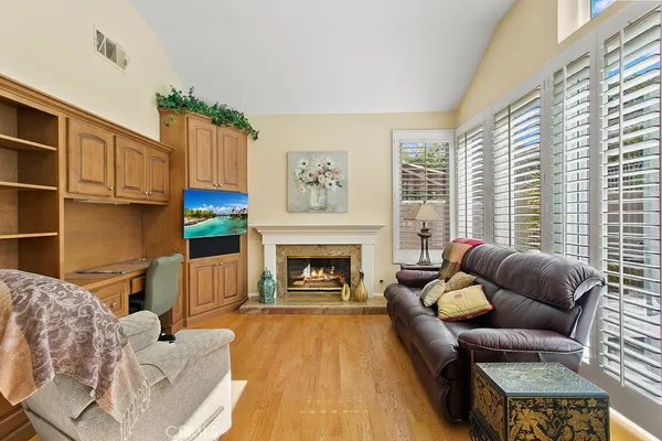 $4,795 | 21432 Bastia, Mission Viejo, CA 92692