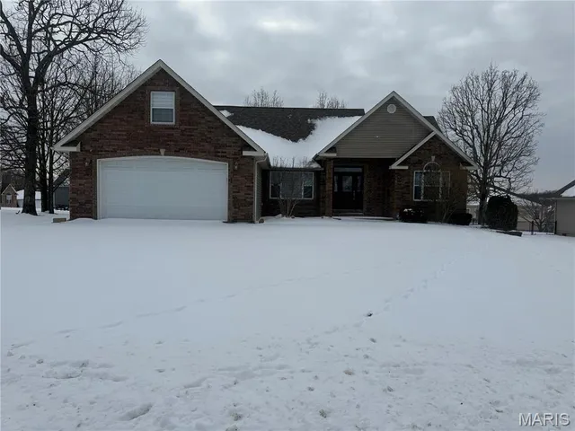 $289,900 | 102 Oak Court, St. Robert, MO 65584