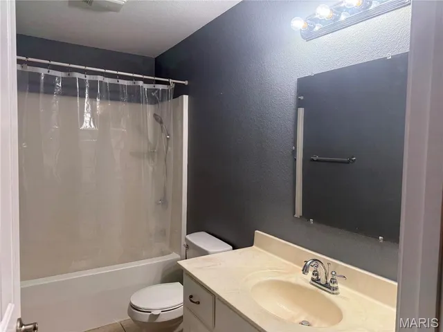 $289,900 | 102 Oak Court, St. Robert, MO 65584