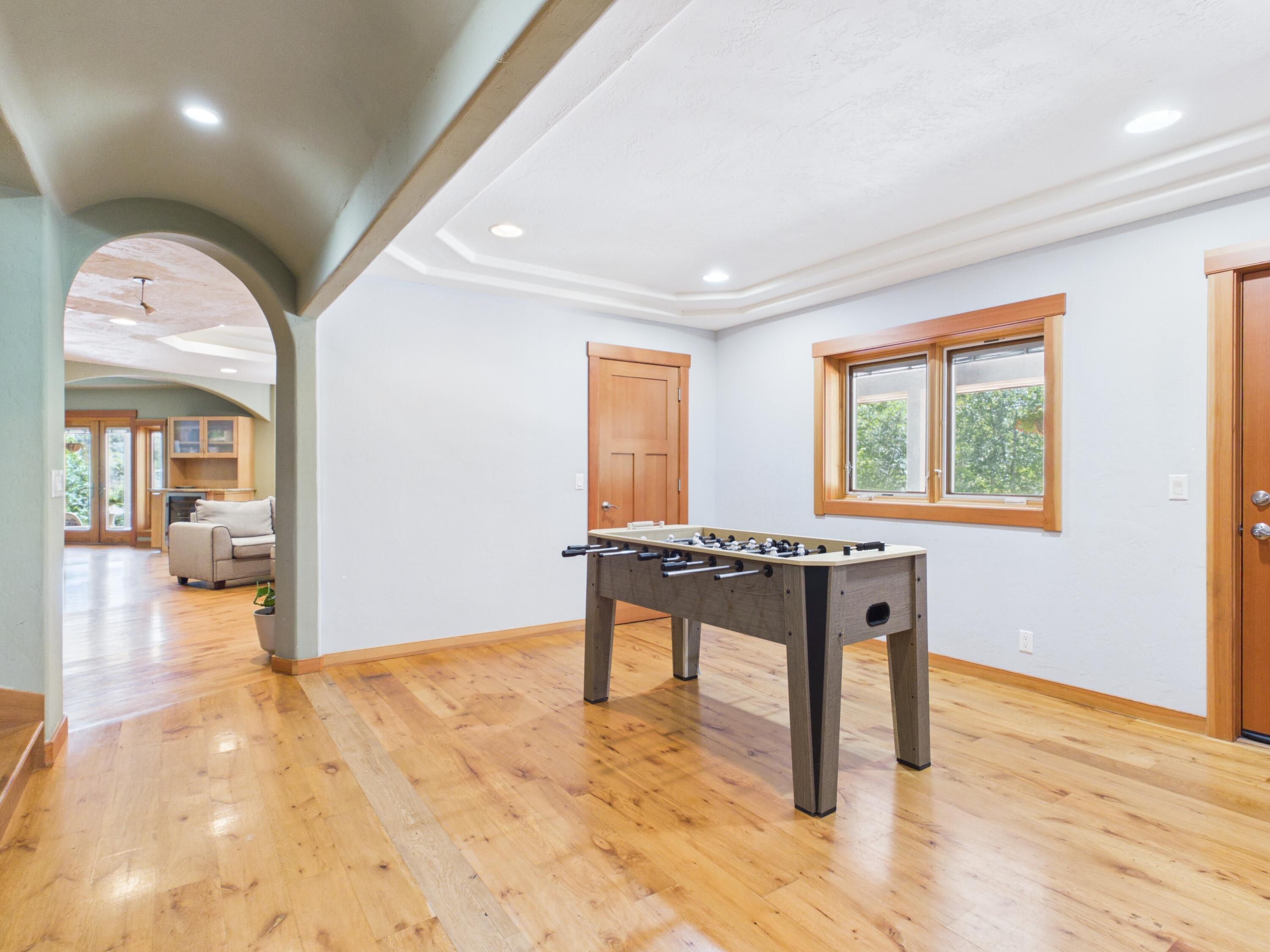 22689 Alderpoint Road Alderpoint, CA 95511 - Photo 25 of 146 Gallery Image 25