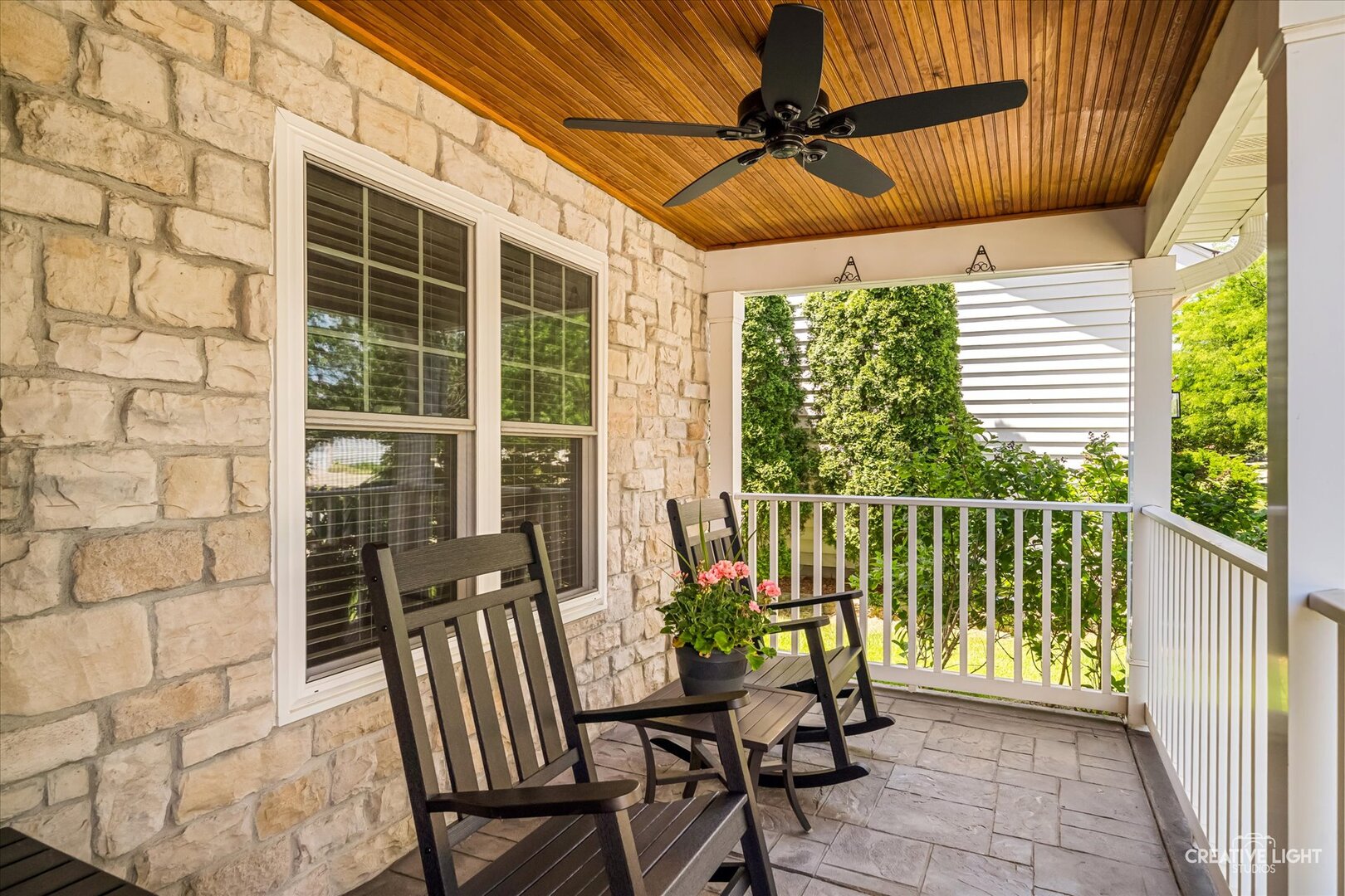 2124 Wicklow Road Naperville, IL 60564 - Photo 2 of 46