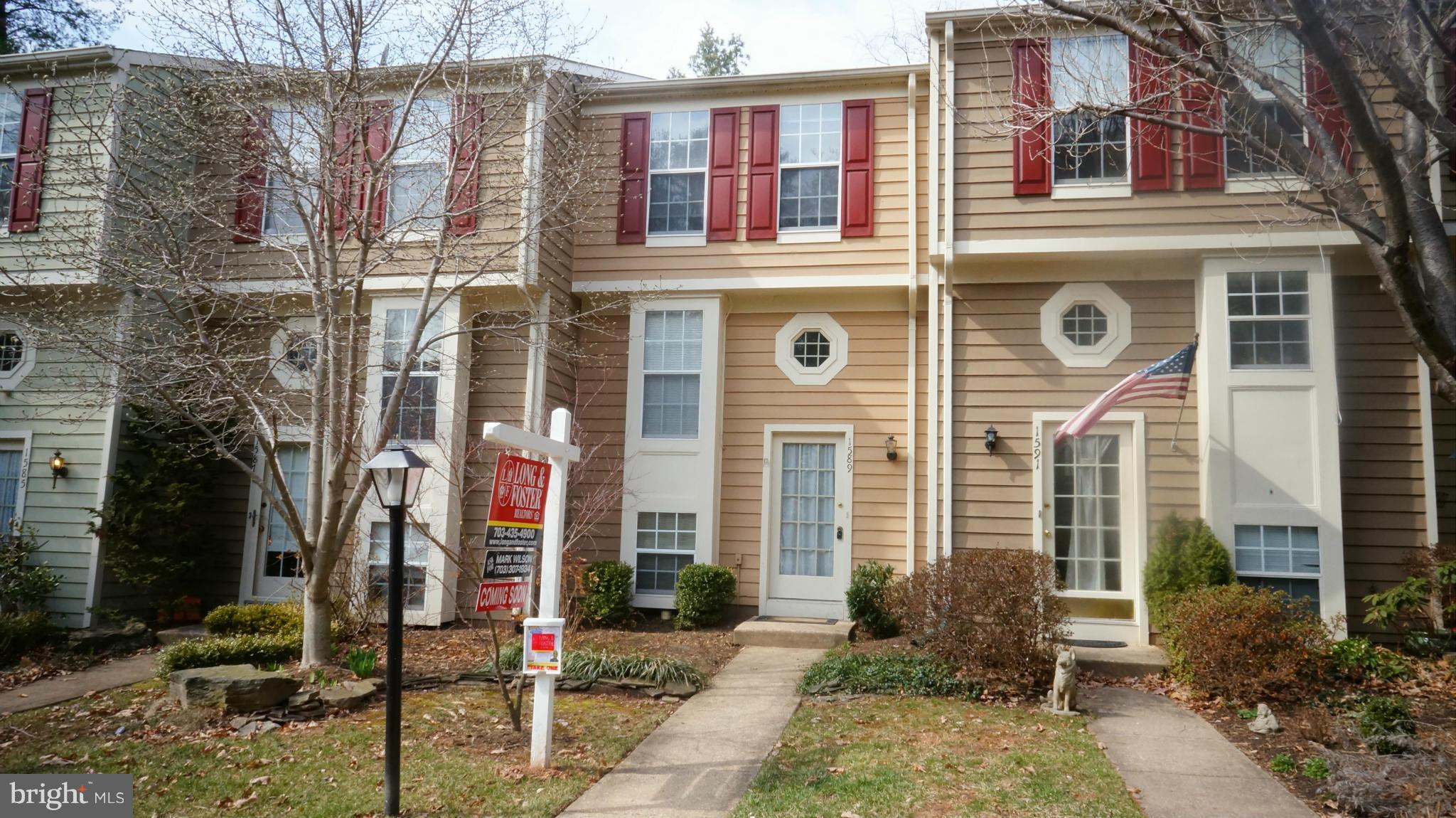 1589 Woodcrest Drive Reston, VA 20194 - Photo 30 of 30 Exterior (Front)