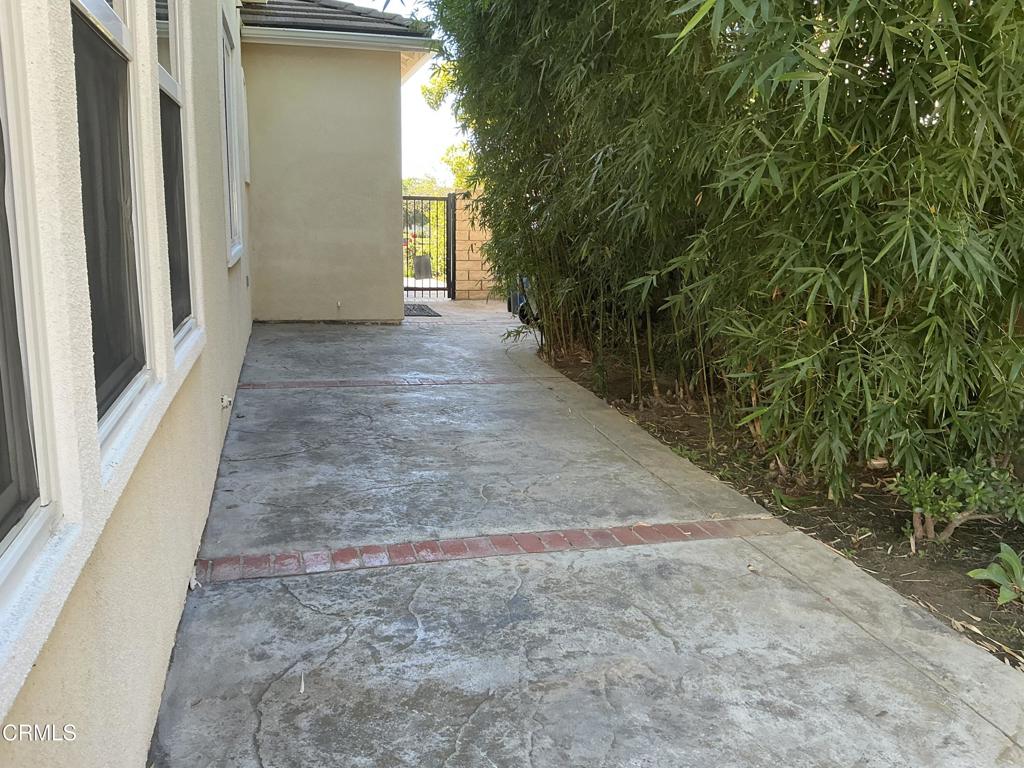 13687 Blue Ridge Way Moorpark, CA 93021 - Photo 43 of 56 a view of a backyard with pathway