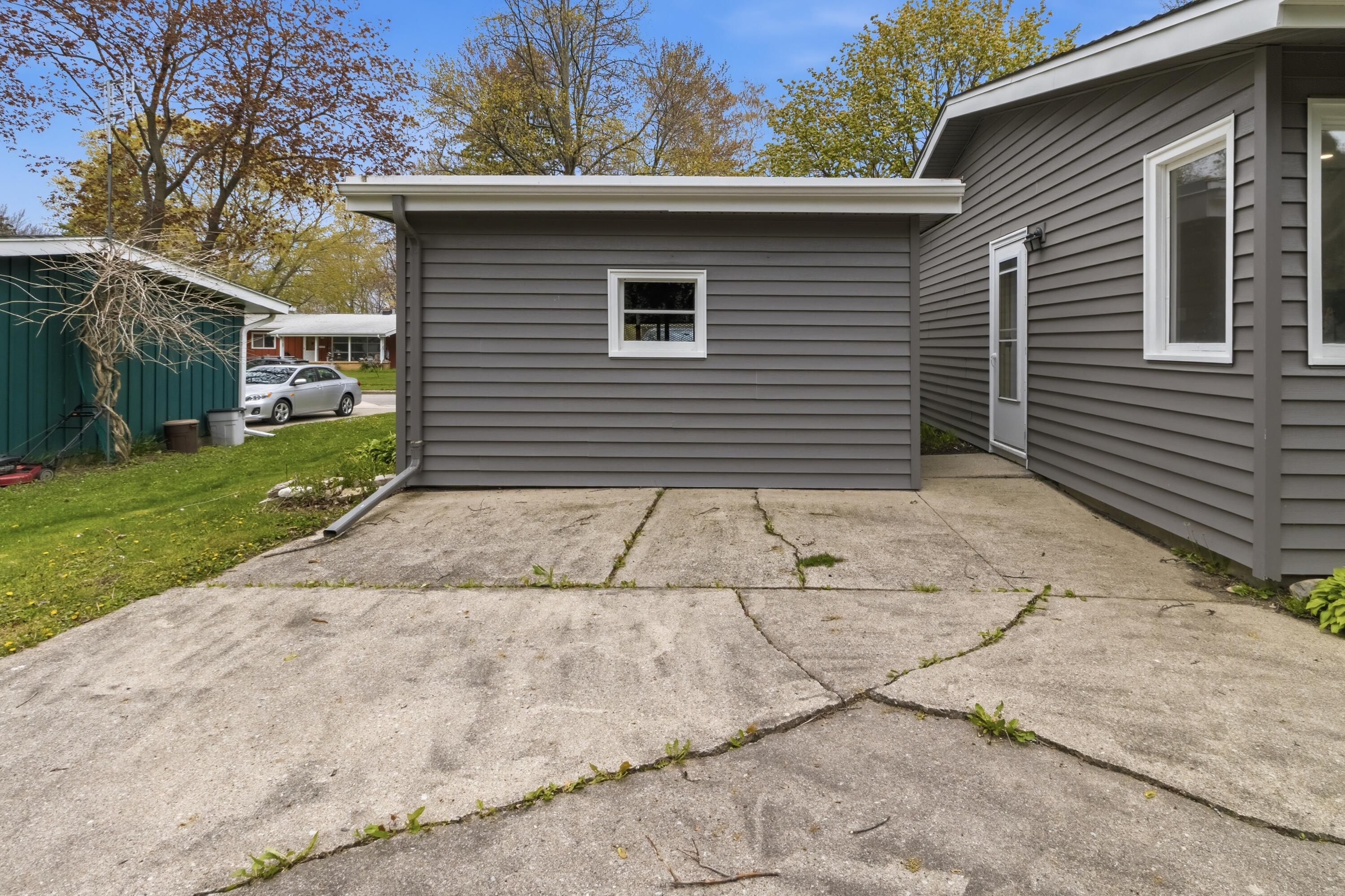7405 Eaton Lane Greendale, WI 53129 - Photo 29 of 34 Patio