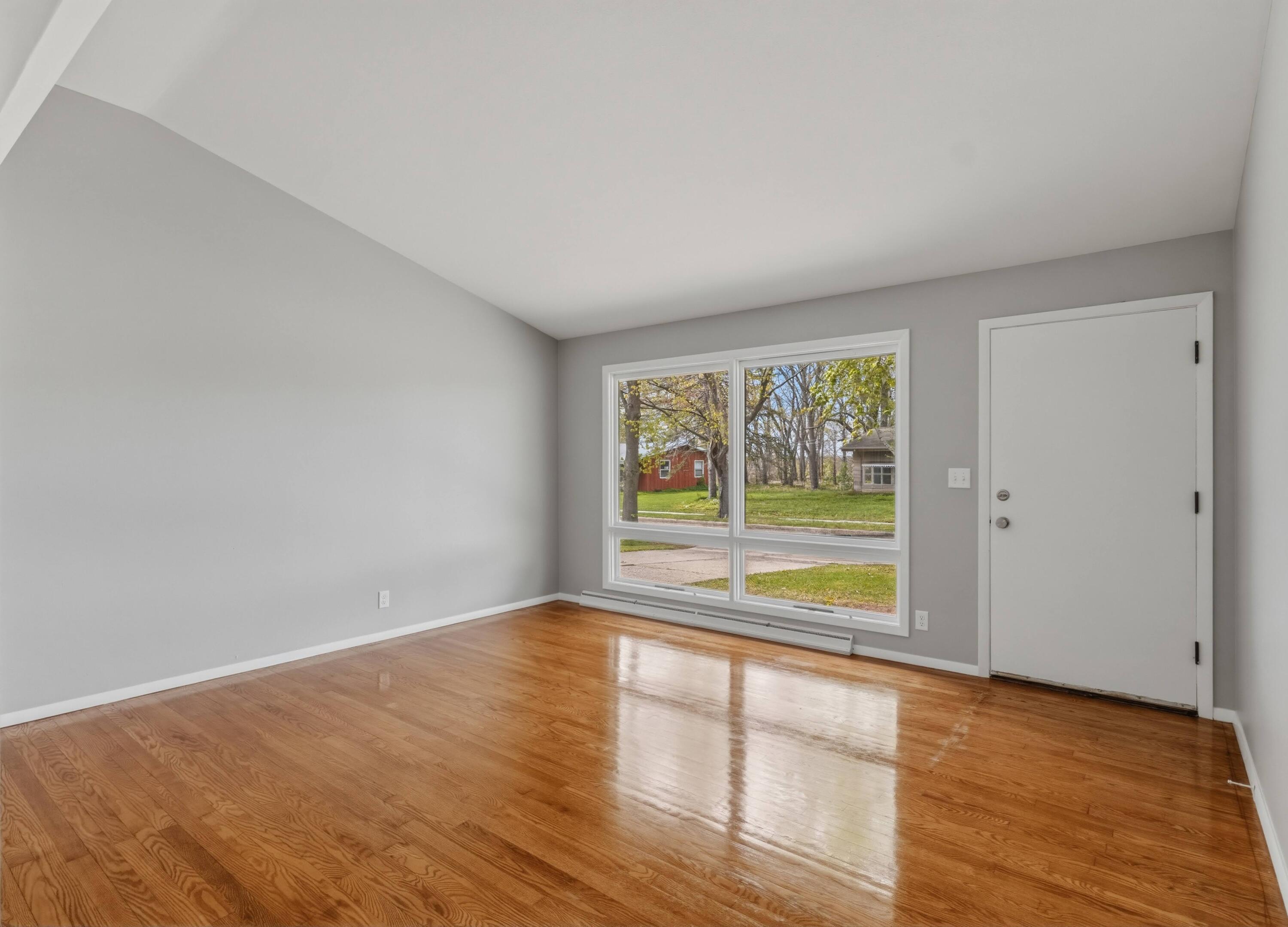 7405 Eaton Lane Greendale, WI 53129 - Photo 5 of 34 Living Room