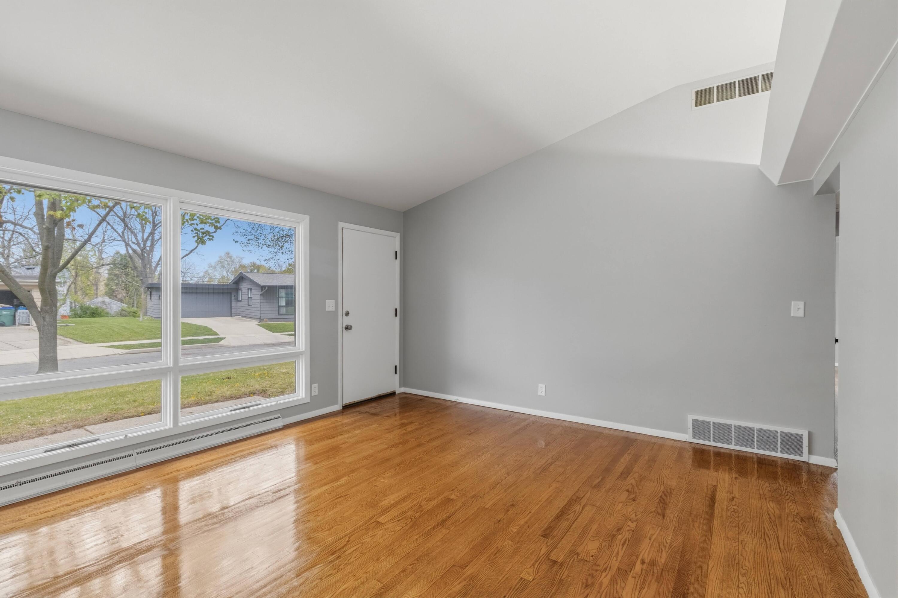 7405 Eaton Lane Greendale, WI 53129 - Photo 6 of 34 Living Room