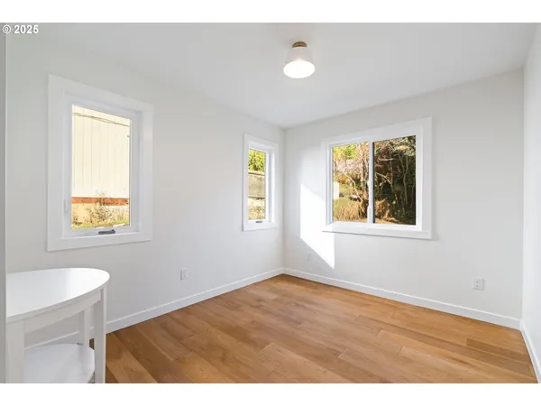 $725,000 | 646 Southeast Oak Street, White Salmon, WA 98672