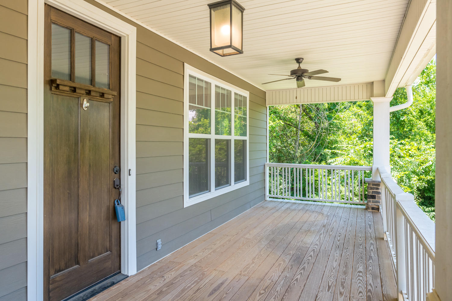 157 Riverside Avenue Chattanooga, TN 37405 - Photo 3 of 22 157_Riverside_Ave_03