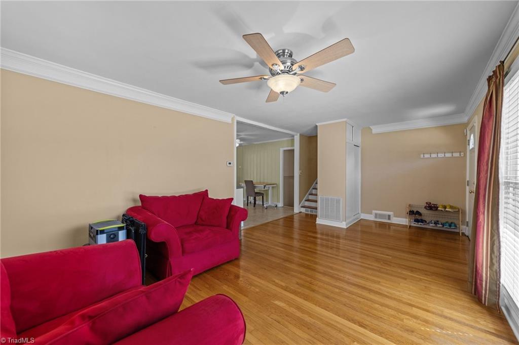 5108 Melbourne Road Raleigh, NC 27606 - Photo 7 of 42 Gallery Image 7
