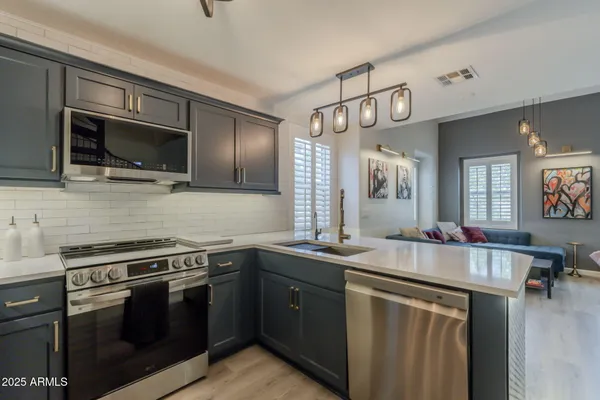 $2,100 | 106 West Commerce Court, Gilbert, AZ 85233