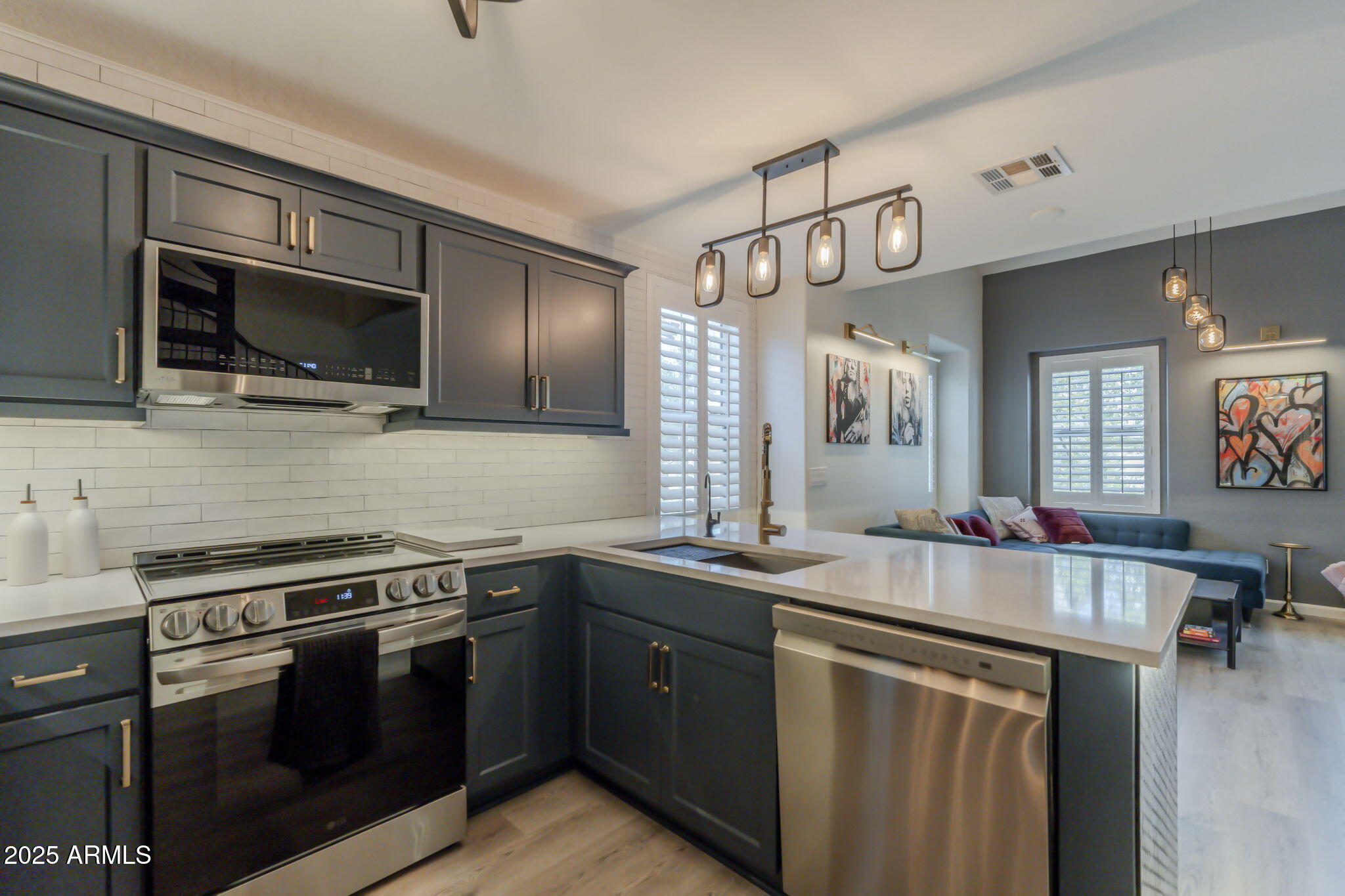 106 West Commerce Court Gilbert, AZ 85233 - Photo 1 of 31 Spectacular Kitchen