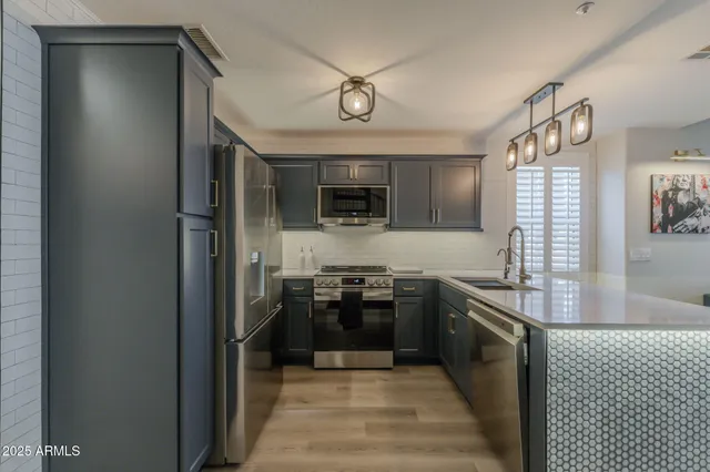 $2,100 | 106 West Commerce Court, Gilbert, AZ 85233