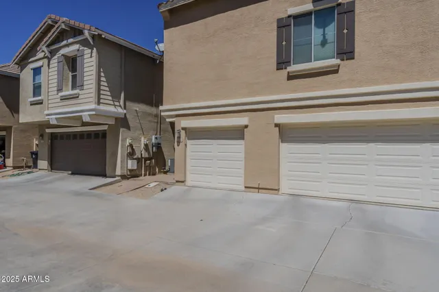$2,100 | 106 West Commerce Court, Gilbert, AZ 85233