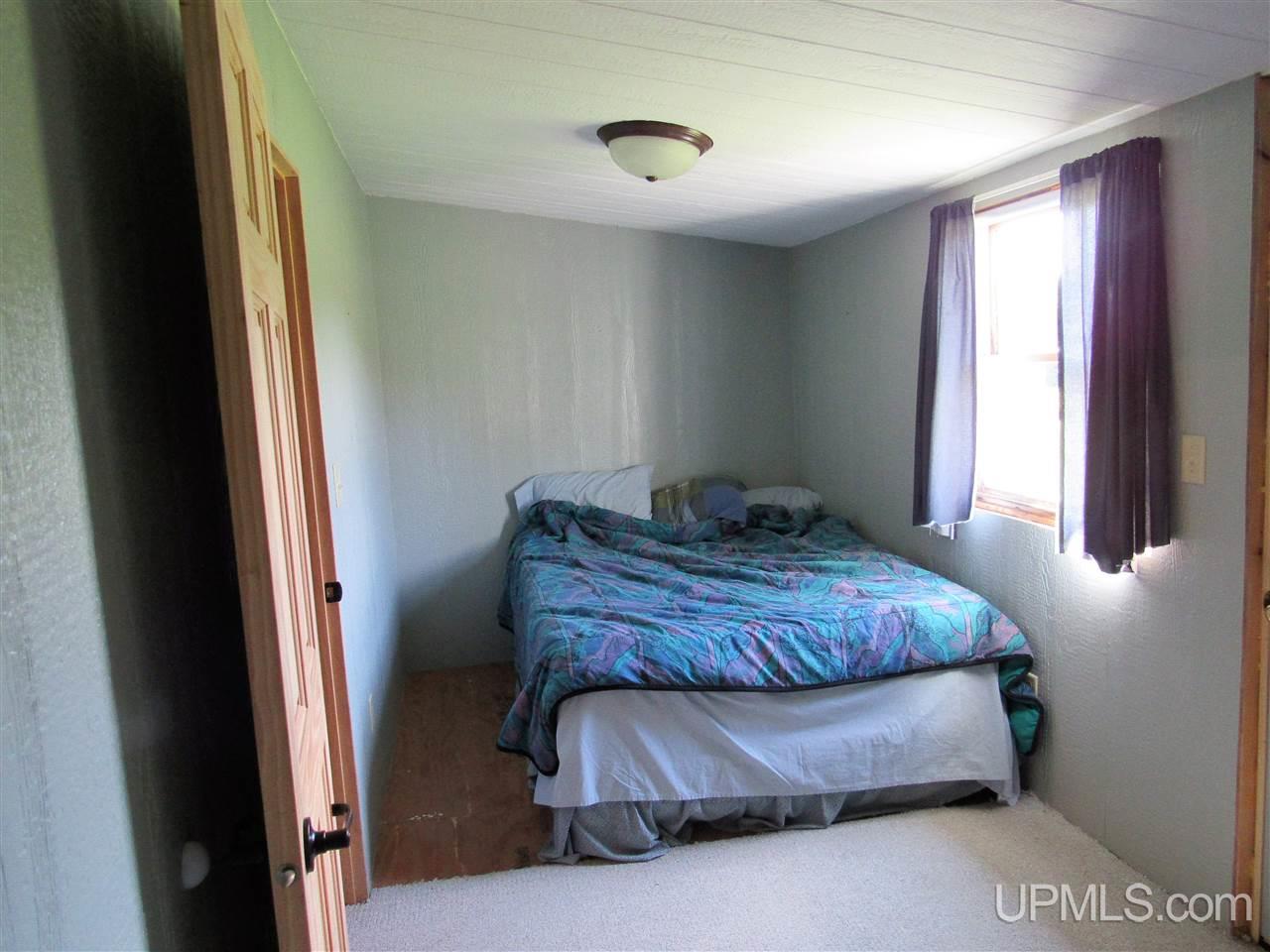 5226 Co Road Rock, MI 49880 - Photo 27 of 34