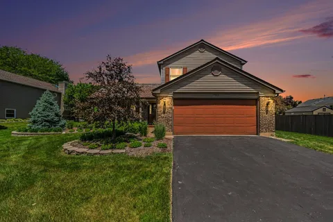 $395,000 | 7912 West Barbara Lane, Frankfort, IL 60423