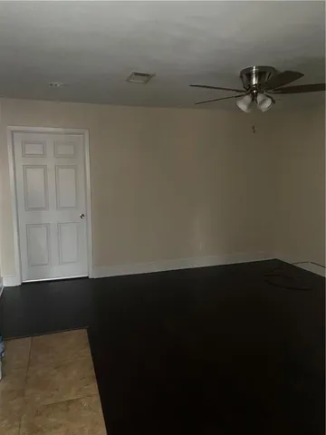 $1,200 | 2020 First Street, New Orleans, LA 70113